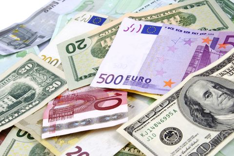 کاهش نرخ رسمی ۲۲ ارز در ۲۸ دی ۱۴۰۰