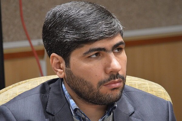 وزارتخانه ها نباید درگیر امور اجرایی و روزمره شوند