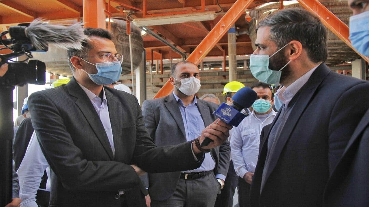 سعید محمد از خبرنگار صداوسیمای بوشهر عذرخواهی کرد