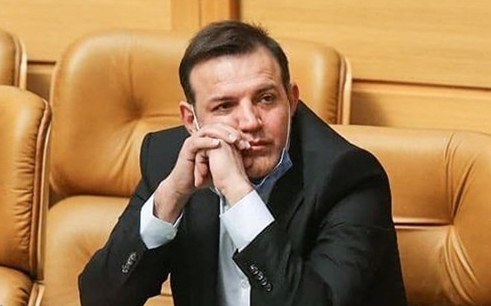 برکناری عزیزی‌خادم سفارشی نبود