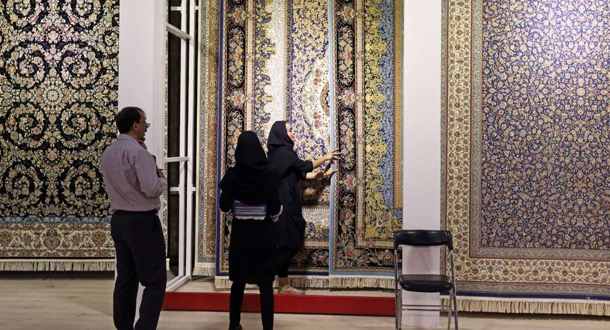 گشایش نمایشگاه فرش و صنعت نساجی در تبریز