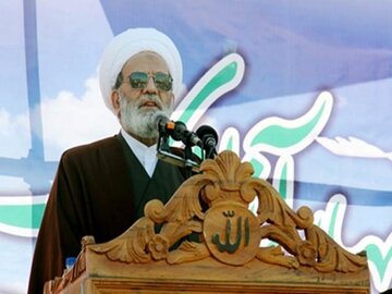 ایران طعم آزادی از سلطه استکبار را به دنیا چشاند