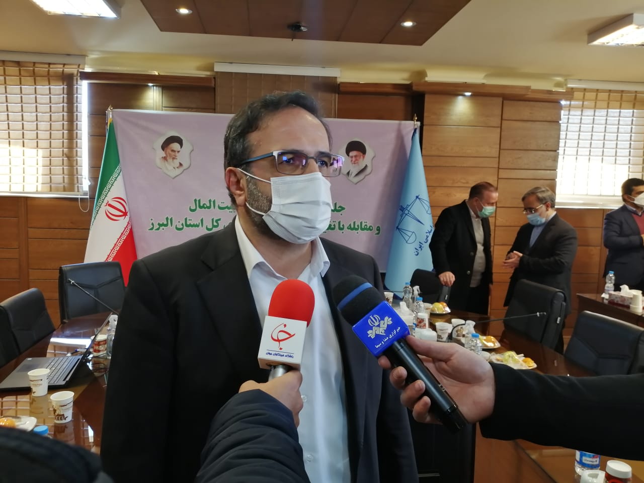 سازه های حریم روخانه کرج رفع تصرف میشود