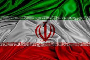 اهتزاز پرچم بر فراز خانه ها