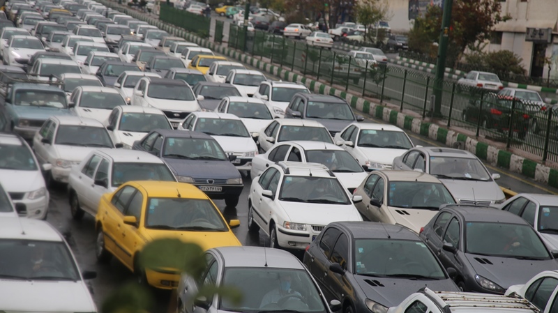 حجم ترافیک صبحگاهی در معابر اصلی شهر تهران