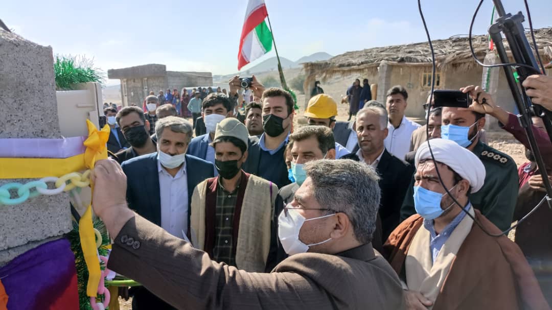 افتتاح طرح برق رسانی در شهرستان کازرون