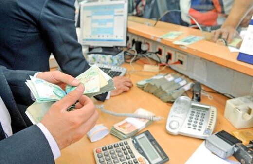 متقاضیان دریافت وام بدون ضامن به بانک های حقوقی خود مراجعه کنند