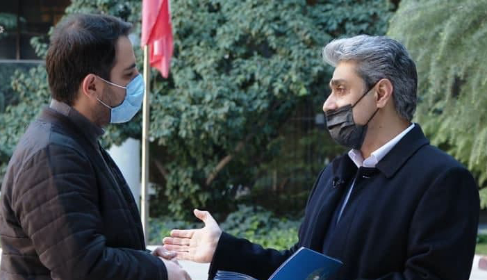 سراجی: عزیزی خادم توانایی اداره فدراسیون فوتبال را ندارد