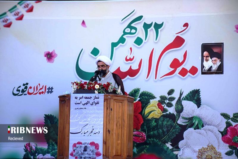 دفاع و حفظ انقلاب اسلامی از مصادیق بارز تقوای الهی