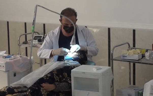 راهاندازی درمانگاه دندانپزشکی نیروی زمینی سپاه در قشم