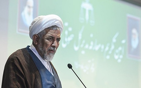 قانون نویسی در کشور نیازمند تحول است