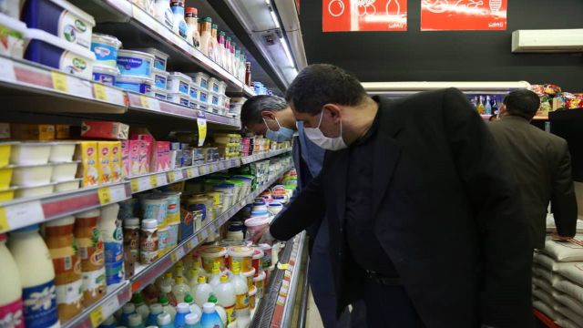 نظارت گروه‌های نظارتی در آستانه نوروز بر عرضه مواد غذایی