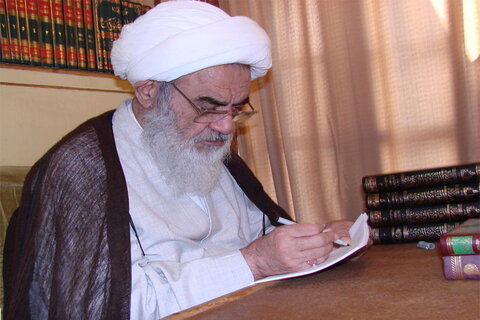 پیام تسلیت آیت الله مظاهری در پی درگذشت دکتر واعظ جوادی
