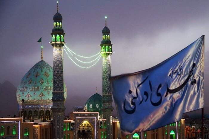 نور افشانی و بانگ یا مهدی هرمزگانی‌ها در شب نیمه شعبان