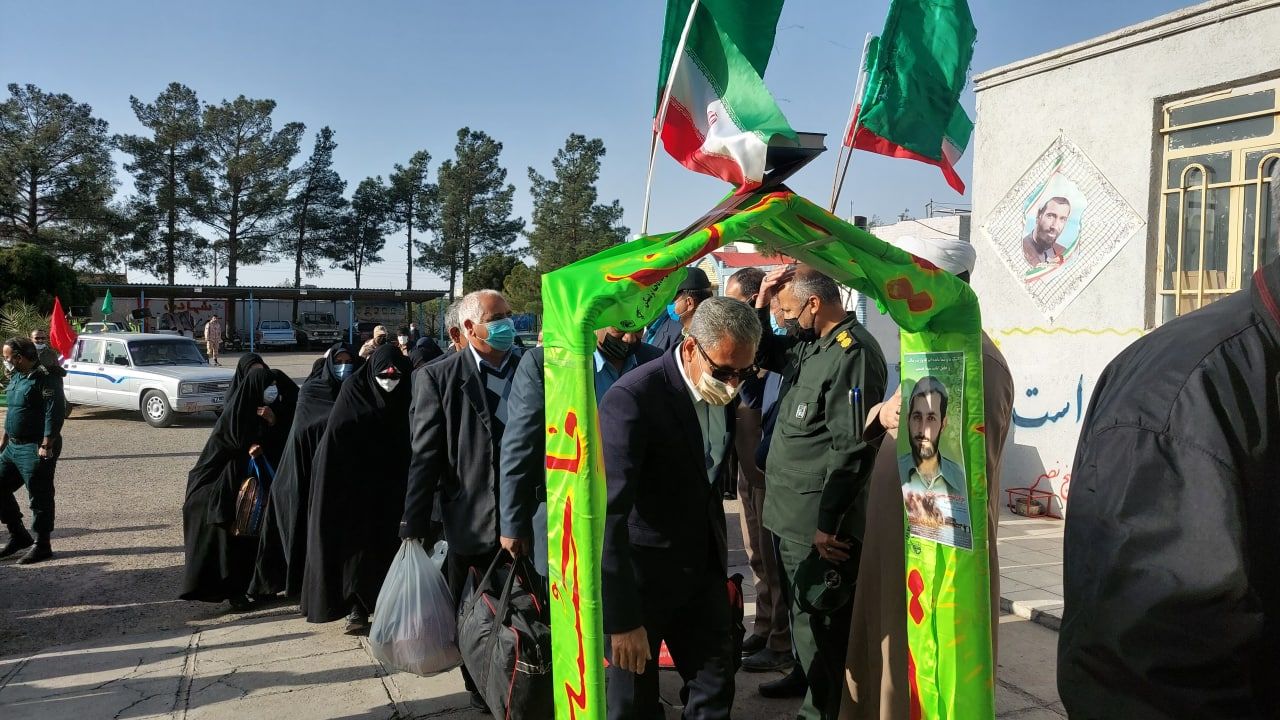 اعزام صدها زائر از بردسکن به مناطق عملیاتی جنوب کشور