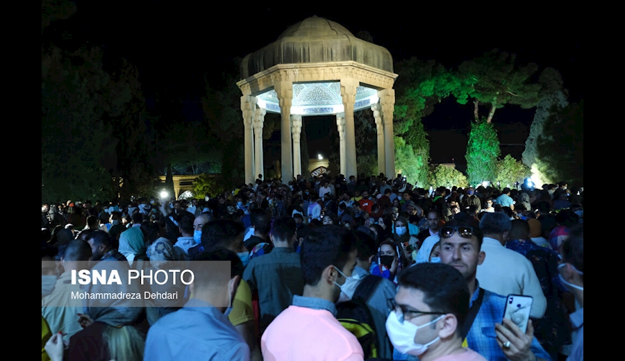 لحظه تحویل سال ۱۴۰۱- آرامگاه حافظیه