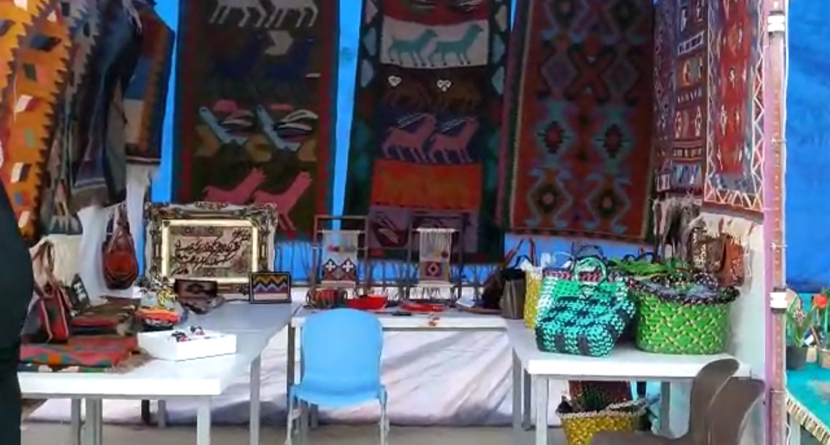 افتتاح نمایشگاه دستاوردهای صنایع دستی