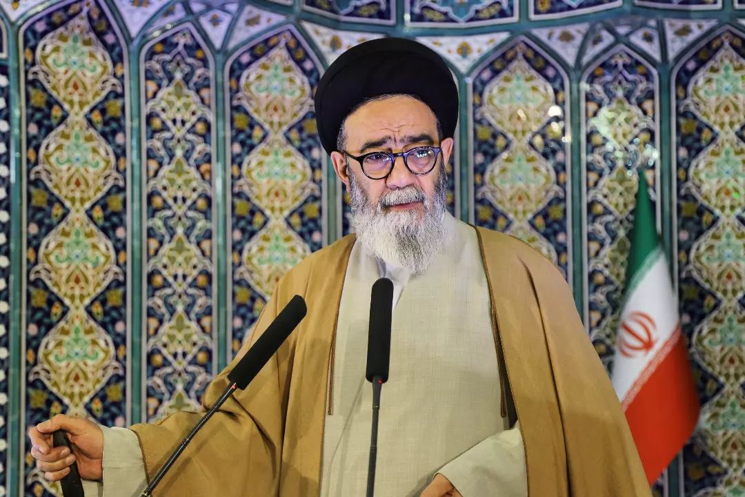 تاکید امام جمعه تبریز بر توسعه علوم دانش بنیان