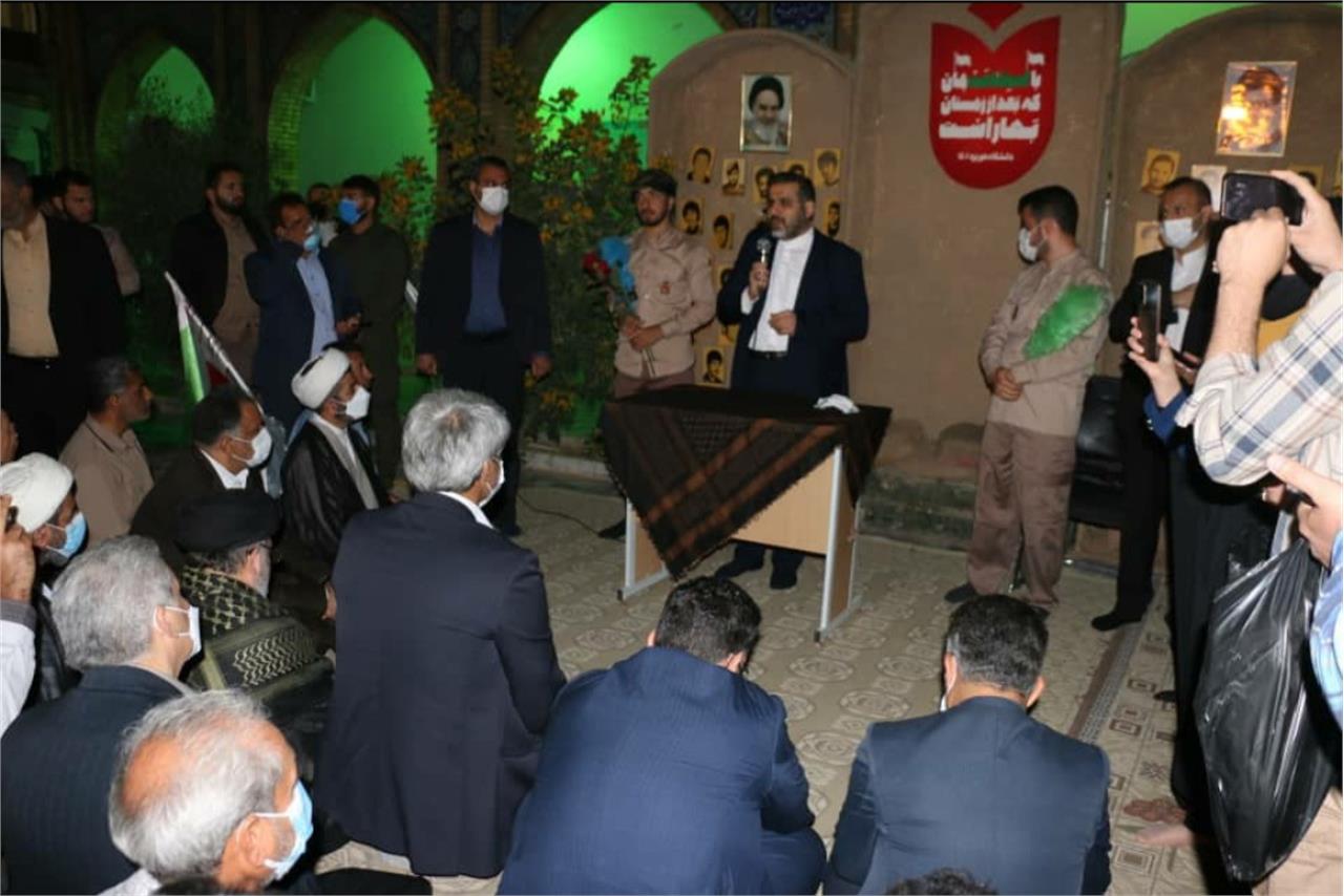 وزیر فرهنگ: از ظرفیتهای دفاع مقدس در حوزه فرهنگی باید بهره برد