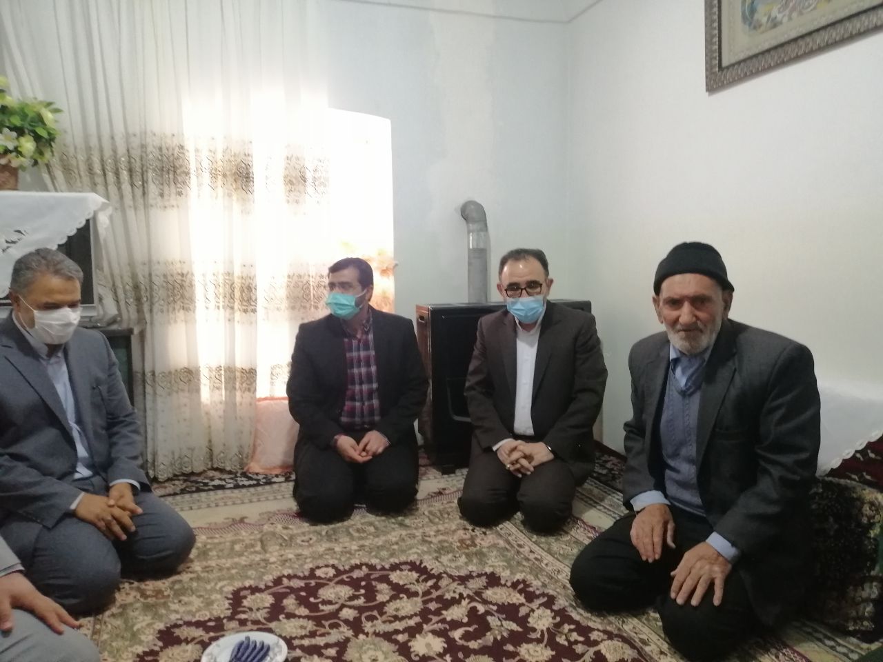 دیدار استاندار خراسان رضوی با خانواده شهید بزقوچانی