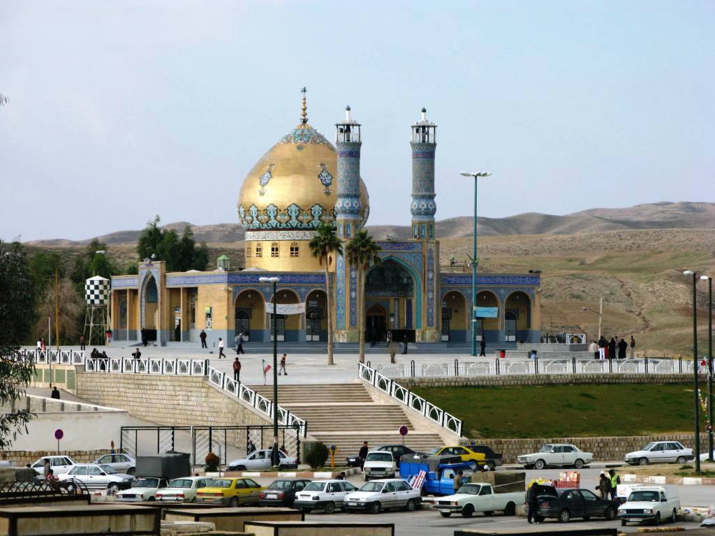 بازدید ۱۵۰ هزار زائر از اماکن زیارتی ایلام