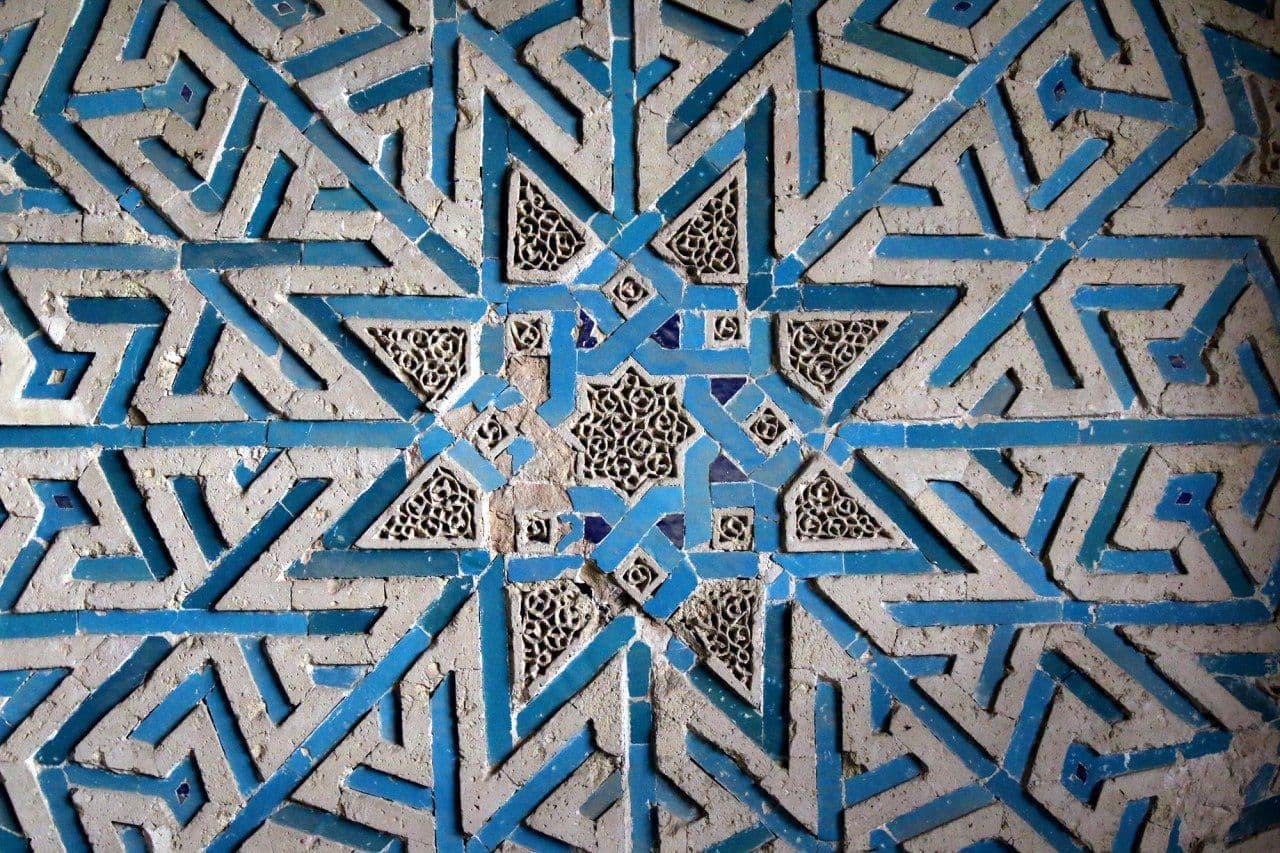 تقویم و اوقات شرعی جمعه ۱۲ فروردین ۱۴۰۱ زنجان