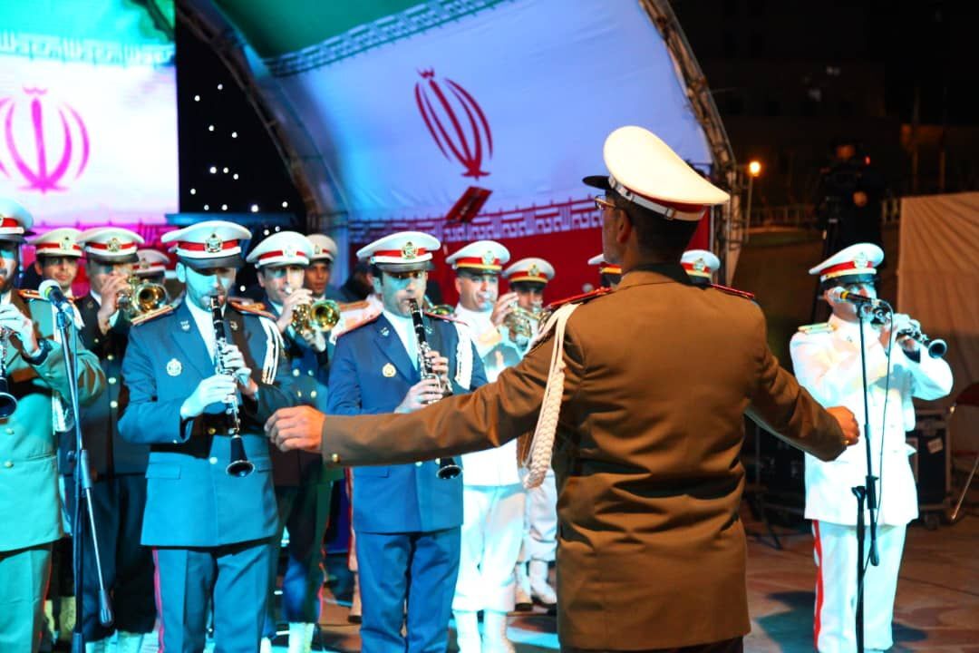 برگزاری جشن ملی پرچم در منطقه فرهنگی و گردشگری عباسآباد