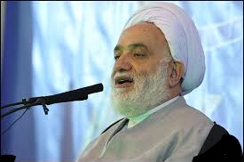برپایی محفل درس‌هایی از قرآن استاد قرائتی در حرم مطهر رضوی