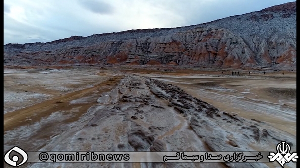 کوهی که تکیه گاه میخواهد