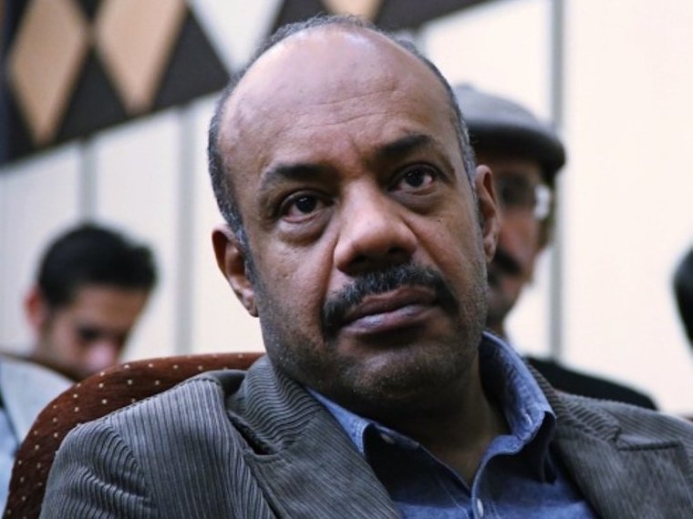 یکی از اخراجیها در شب نشینی