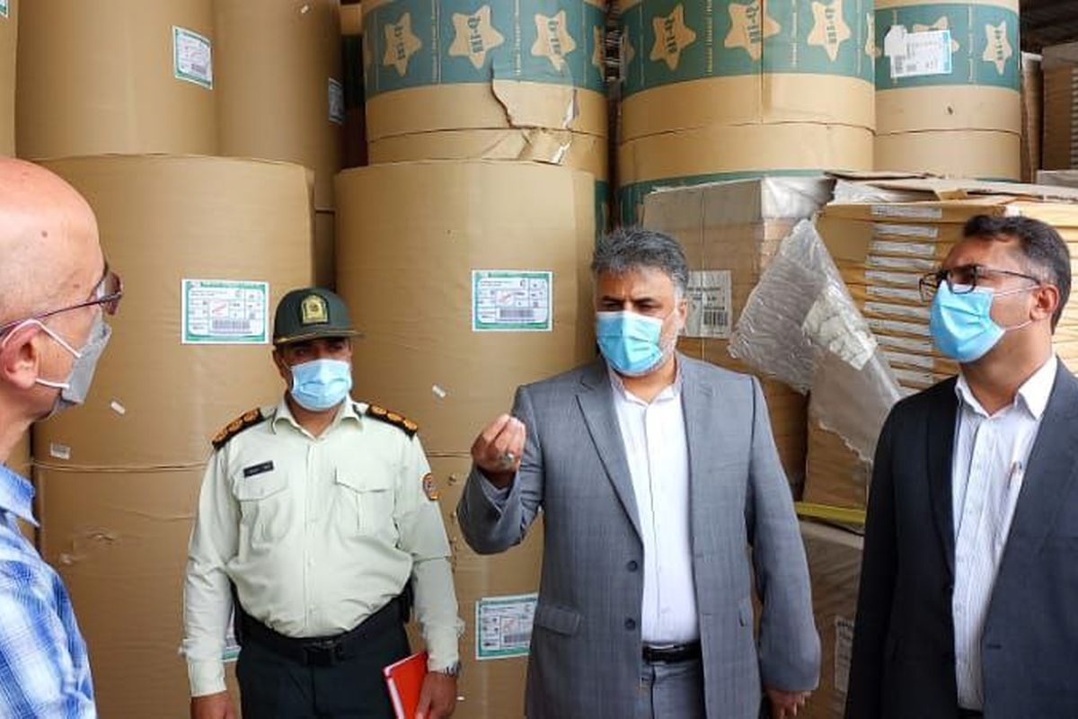 تعیین تکلیف ۲۰ هزار تن کاغذ وارداتی با دستور قضایی