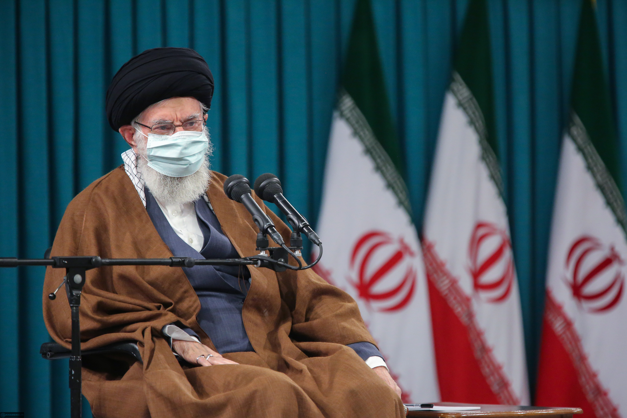 رهبر انقلاب: شرکتهای مونتاژ کننده دانشبنیان نیستند