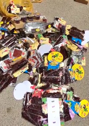 کشف و جمع آوری مواد غذایی غیر مجاز در شاهین شهر