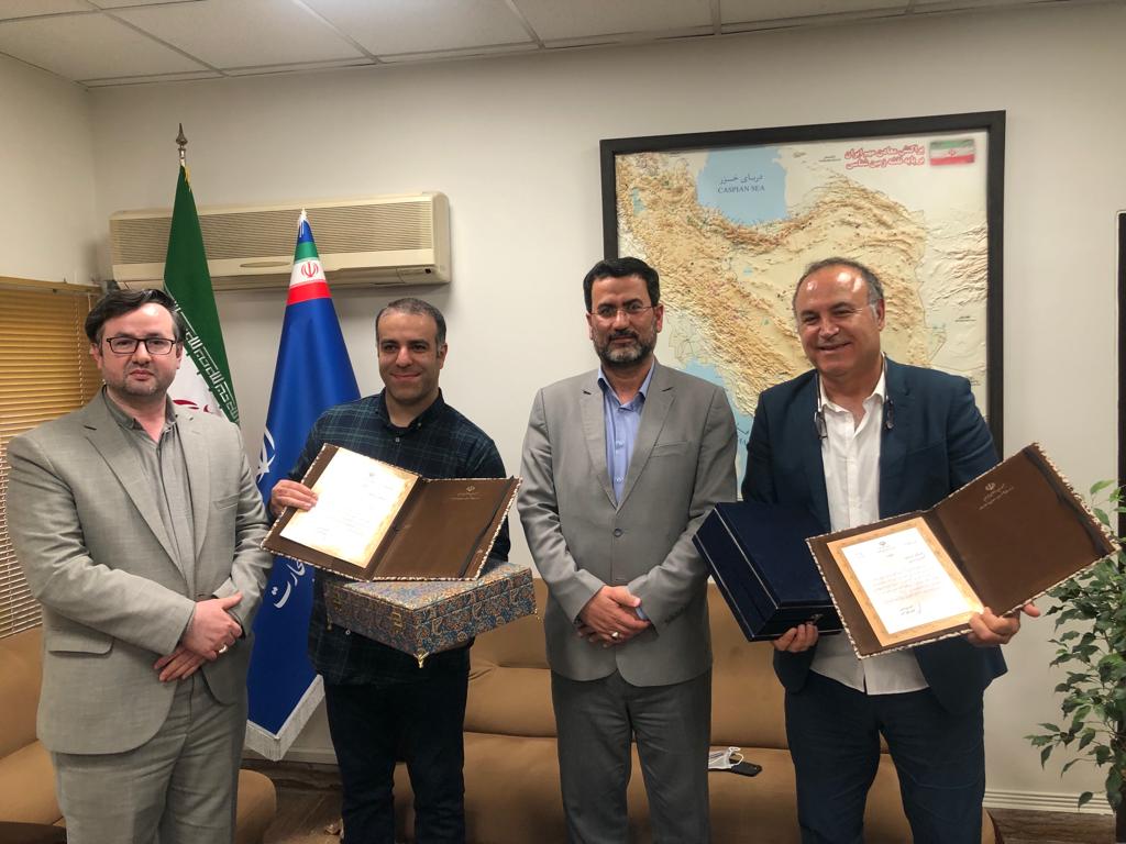 تجلیل از دو افتخار آفرین ایرانی