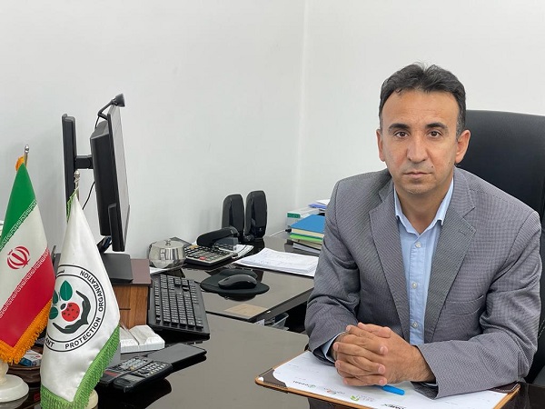 مبارزه با ملخ مراکشی در استان فارس