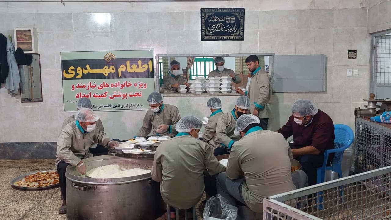 توزیع ۵ هزار پرس غذای گرم در بین خانوادههای نیازمند بردسکن