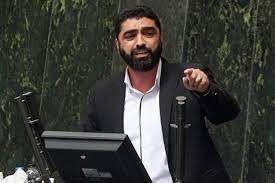انتقاد راستینه از سیاستهای یک بام و دو هوای وزارت نیرو در حوزه زاینده رود