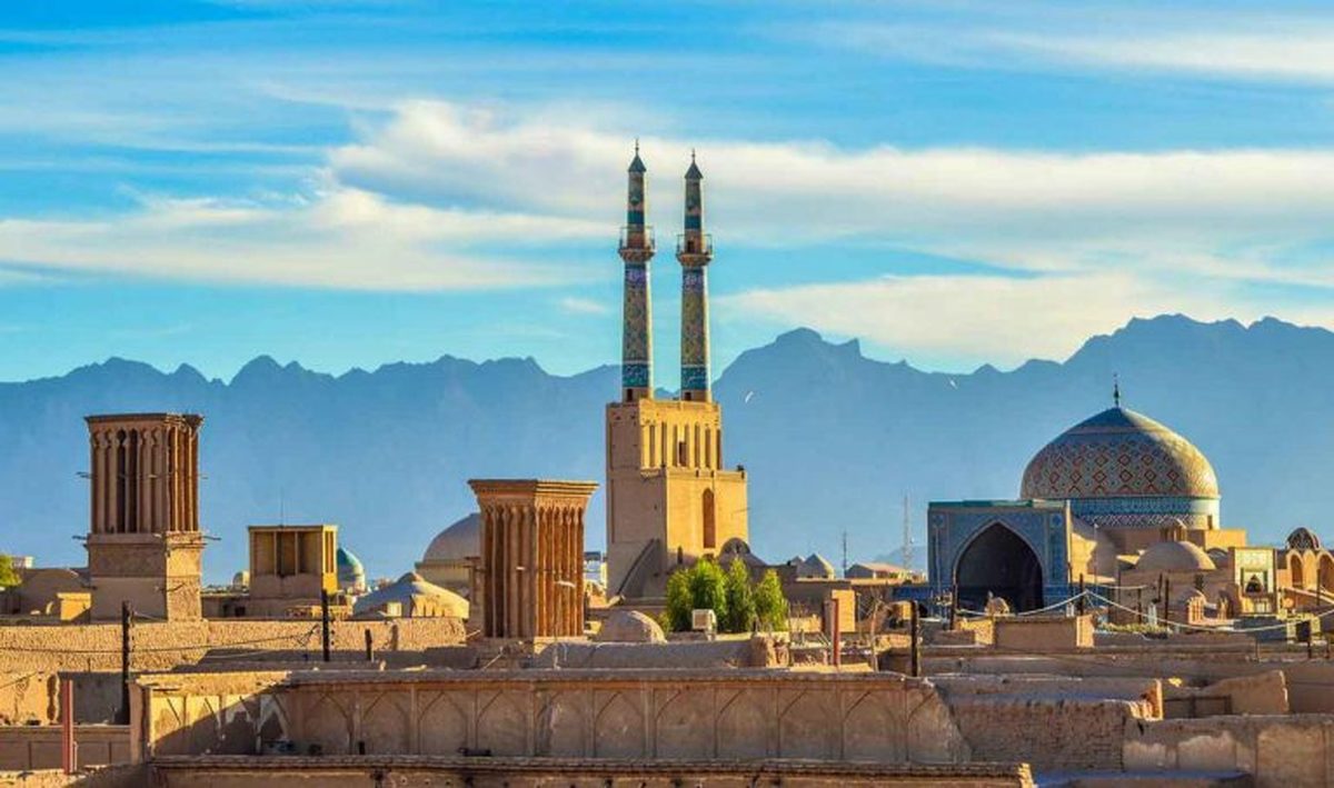 درآمد گردشگری میان قشر‌های مختلف مردم عمومیت یابد