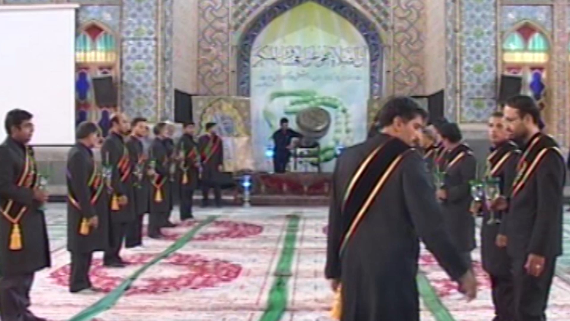 مراسم مذهبی و سنتی شمع گردانی ویژه سالروز رحلت حضرت محمدهلال بن علی (ع)