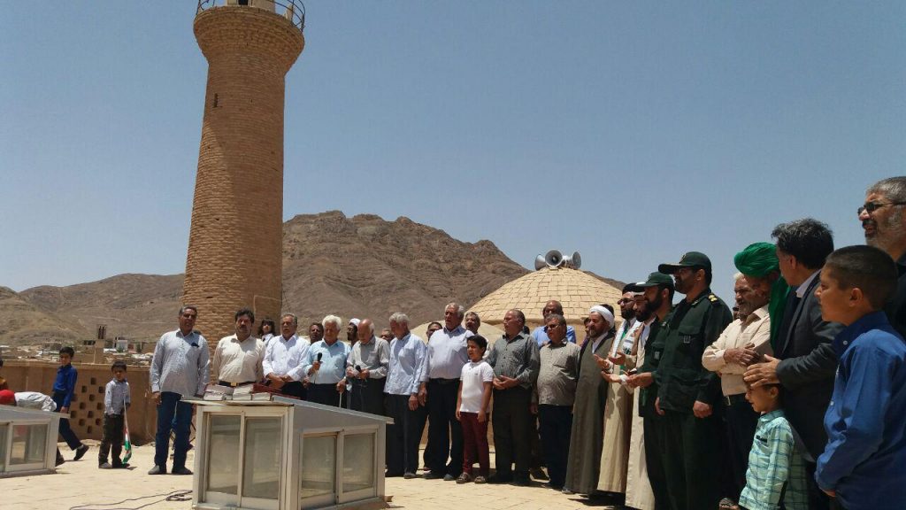 آیین سنتی ۷۰۰ ساله الوداع با ماه رمضان در ندوشن یزد