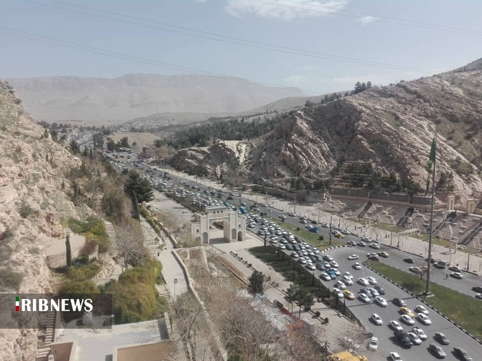 ترافیک نیمه سنگین در جادههای فارس
