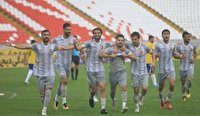 تساوی شهر خودرو با صنعت نفت آبادان در مشهد