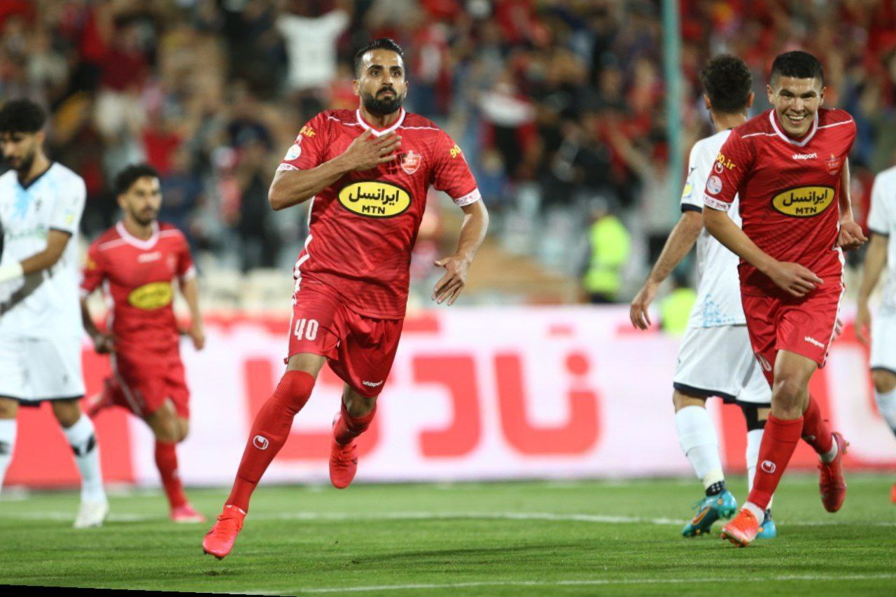 برد یک نیمهای پرسپولیس مقابل پیکان
