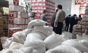 کشف حدود ۳ تن اقلام تعزیراتی در آران و بیدگل