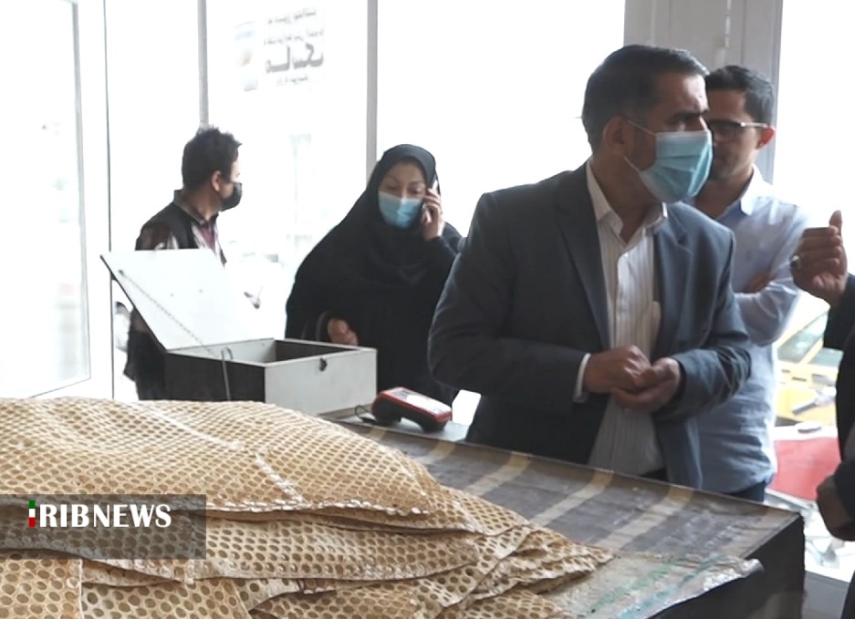 بازدید فرماندار سنندج از اماکن توزیع نان