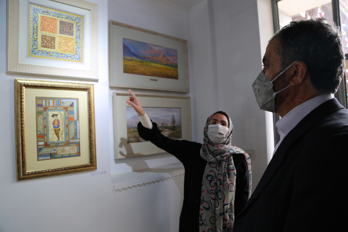 تمدید نمایشگاه قاب مهربانی در شهرکرد