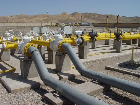 گازرسانی در اصفهان با فعالیتِ صدها ایستگاه