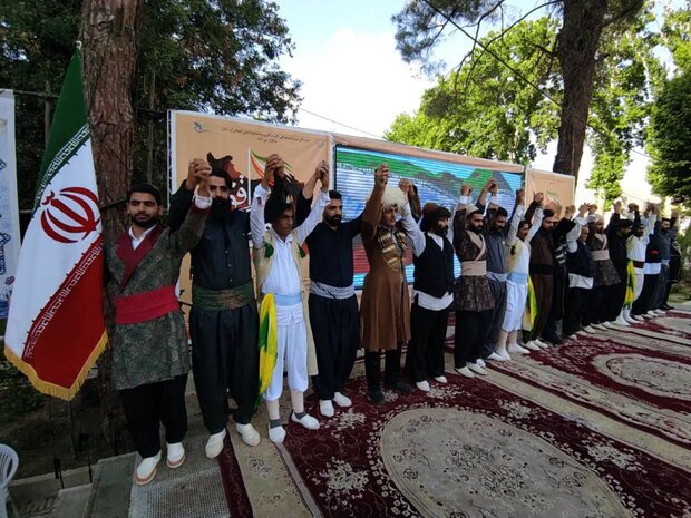 حضور فعال هنرمندان کردستانی در جشنواره ملی اقوام ایرانی