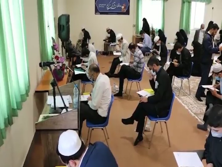 آزمون ارزیابی و اعطای مدرک به حافظان قرآن کریم در خراسان شمالی