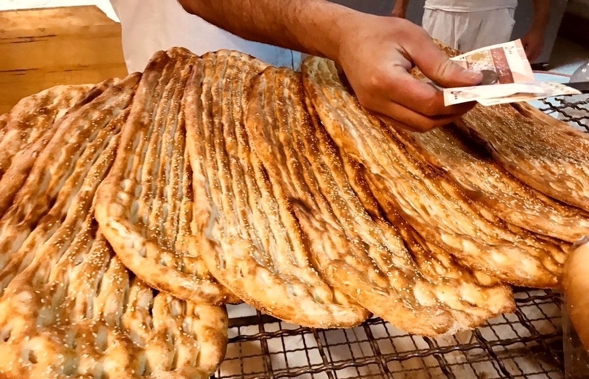 نان گران نمیشود